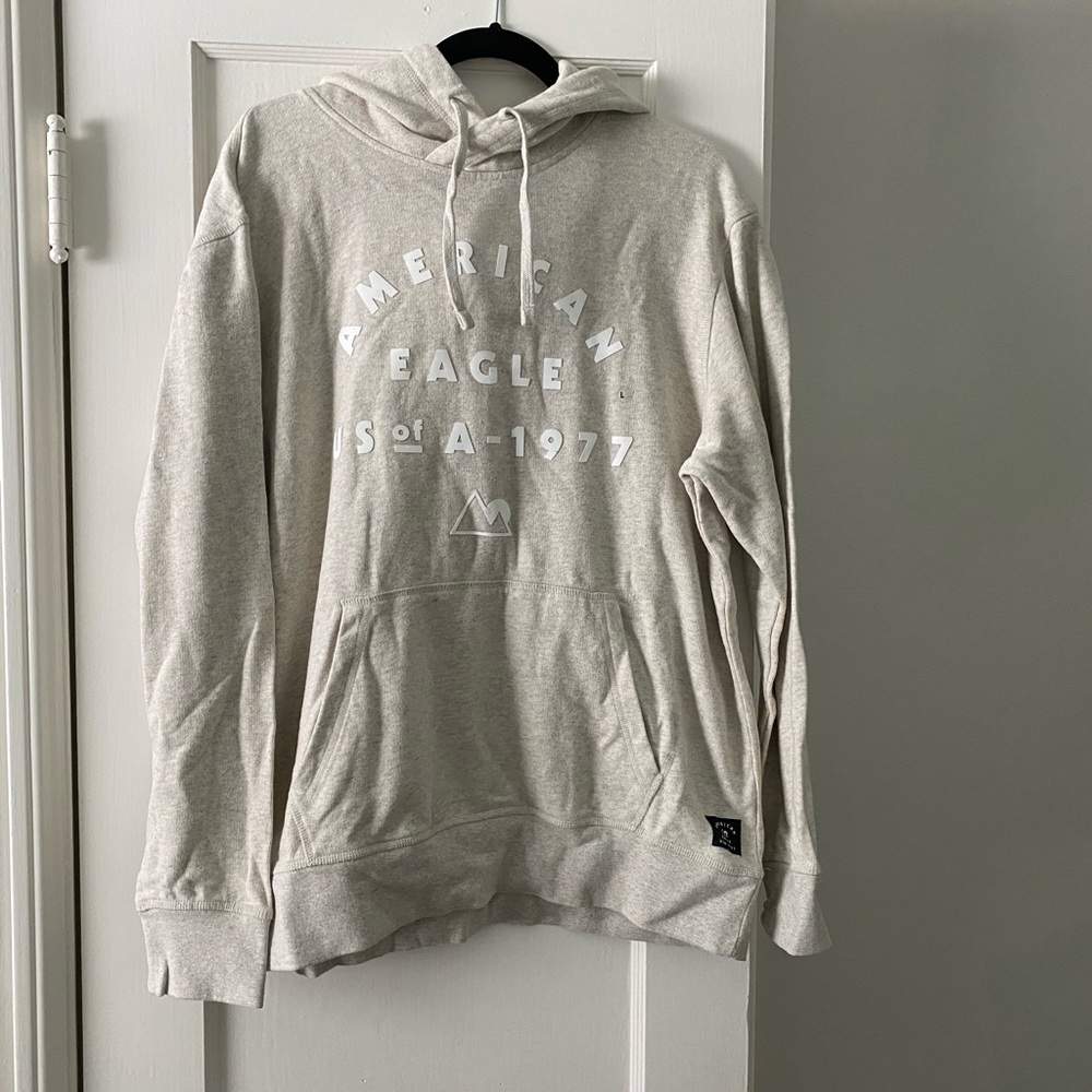 American Eagle Men’s Large Sweatshirt